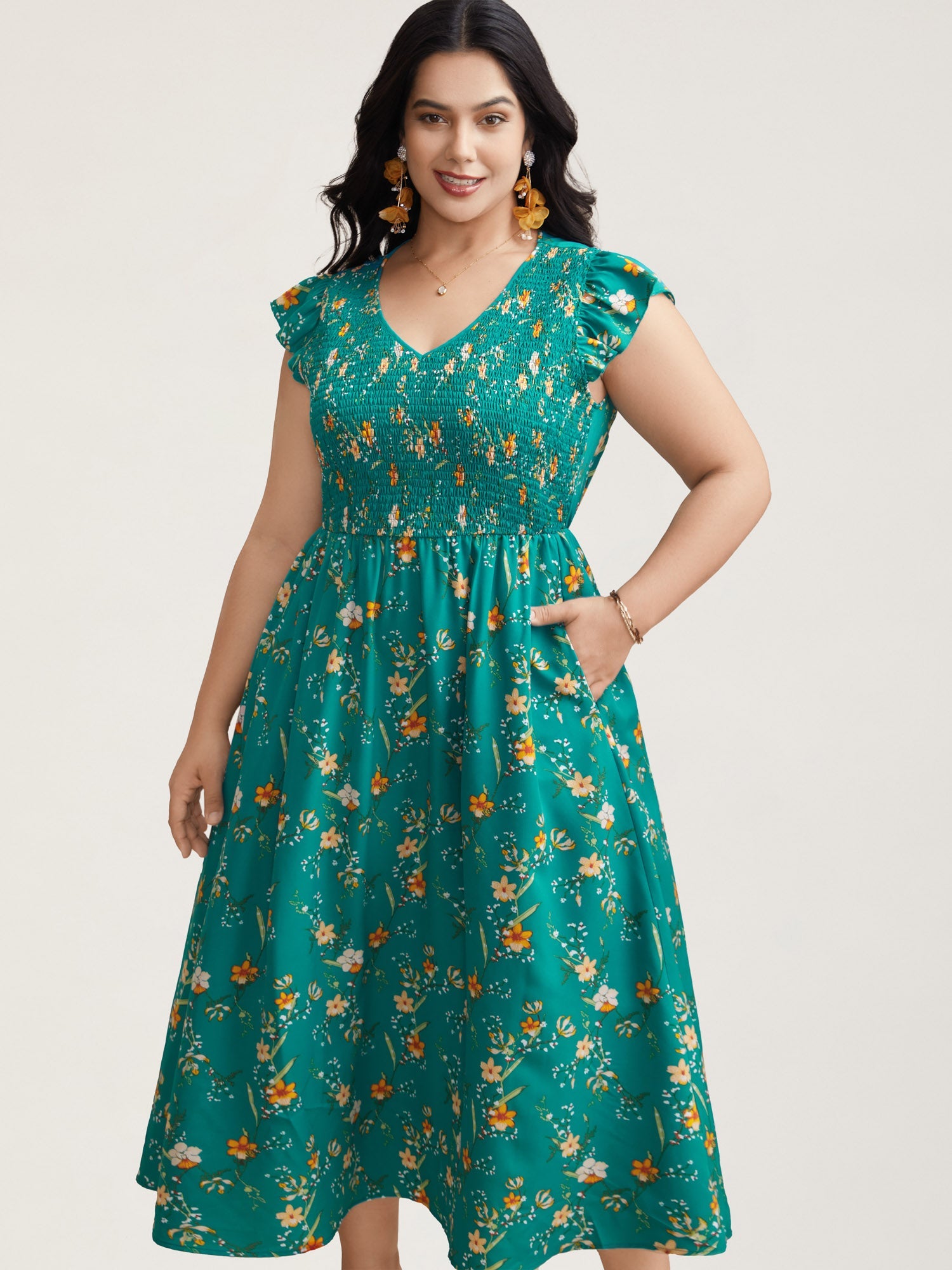 Shirred Printed Flutter Sleeve Pockets Midi Dress