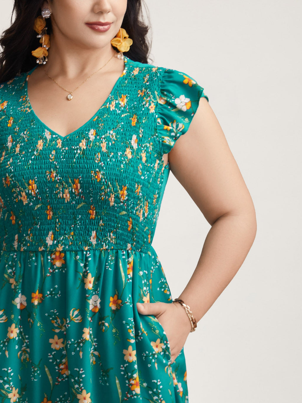 Shirred Printed Flutter Sleeve Pockets Midi Dress