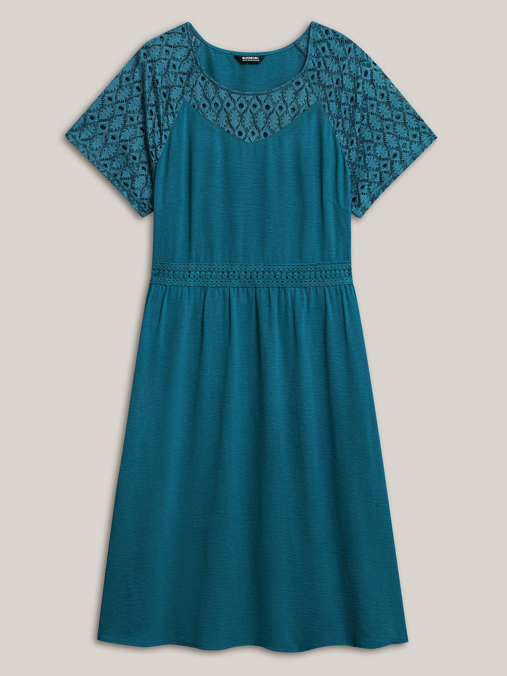 Lace Cut-Out Raglan Sleeve Pockets Mini Dress