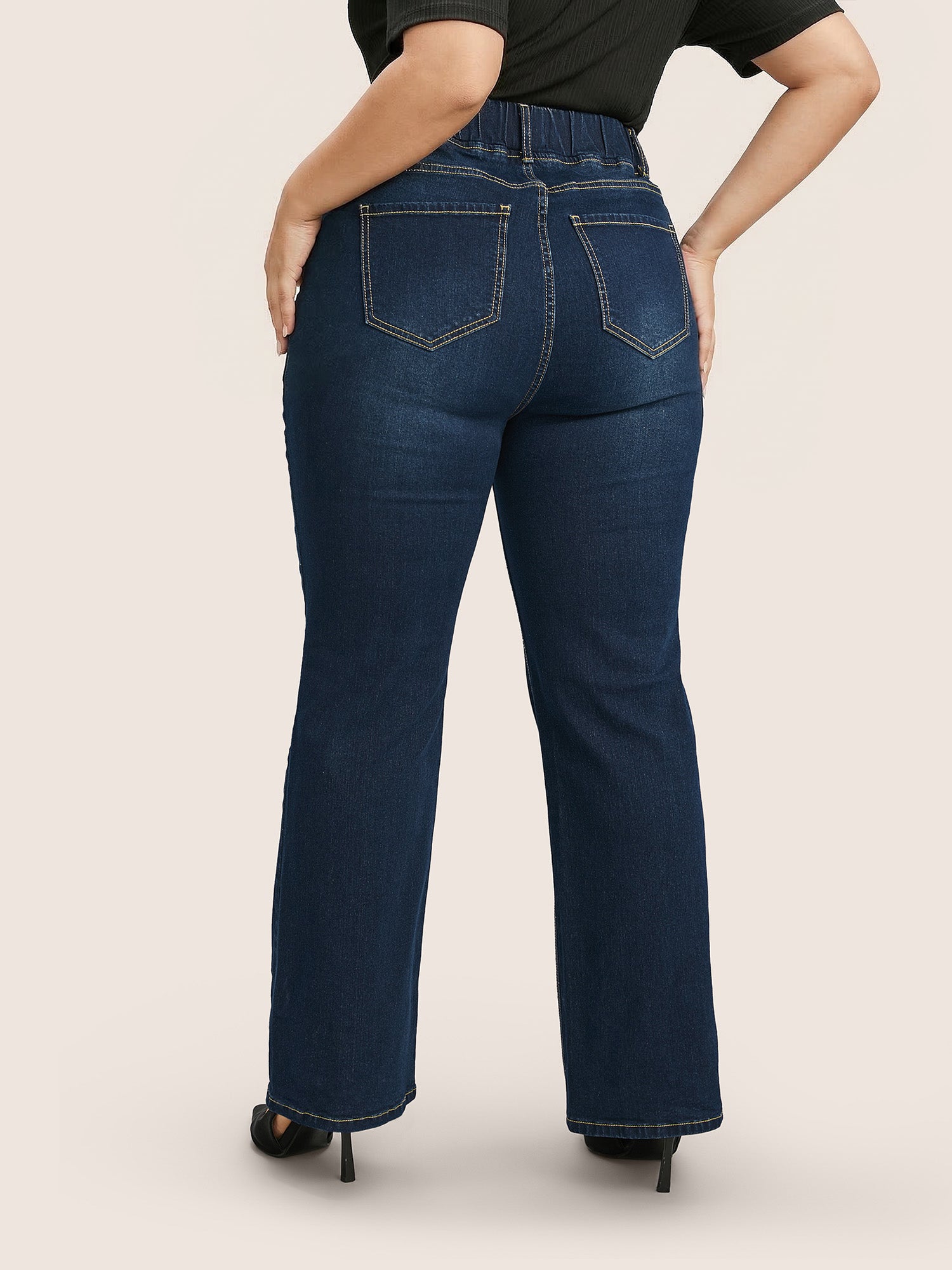 Pull-On Stretchy Waist Straight-Leg Jeans
