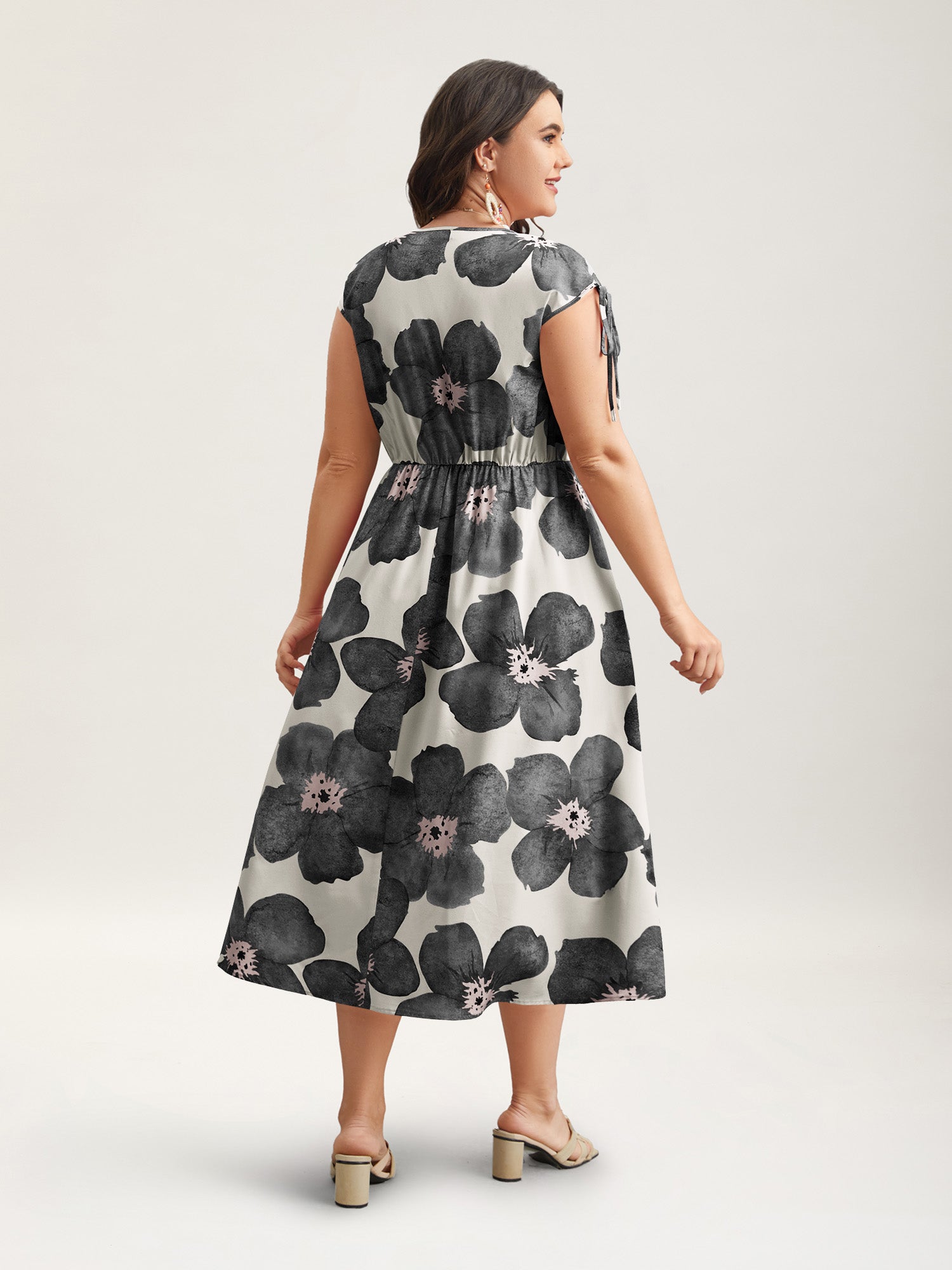 Floral Print V-Neck Tied Midi Dress