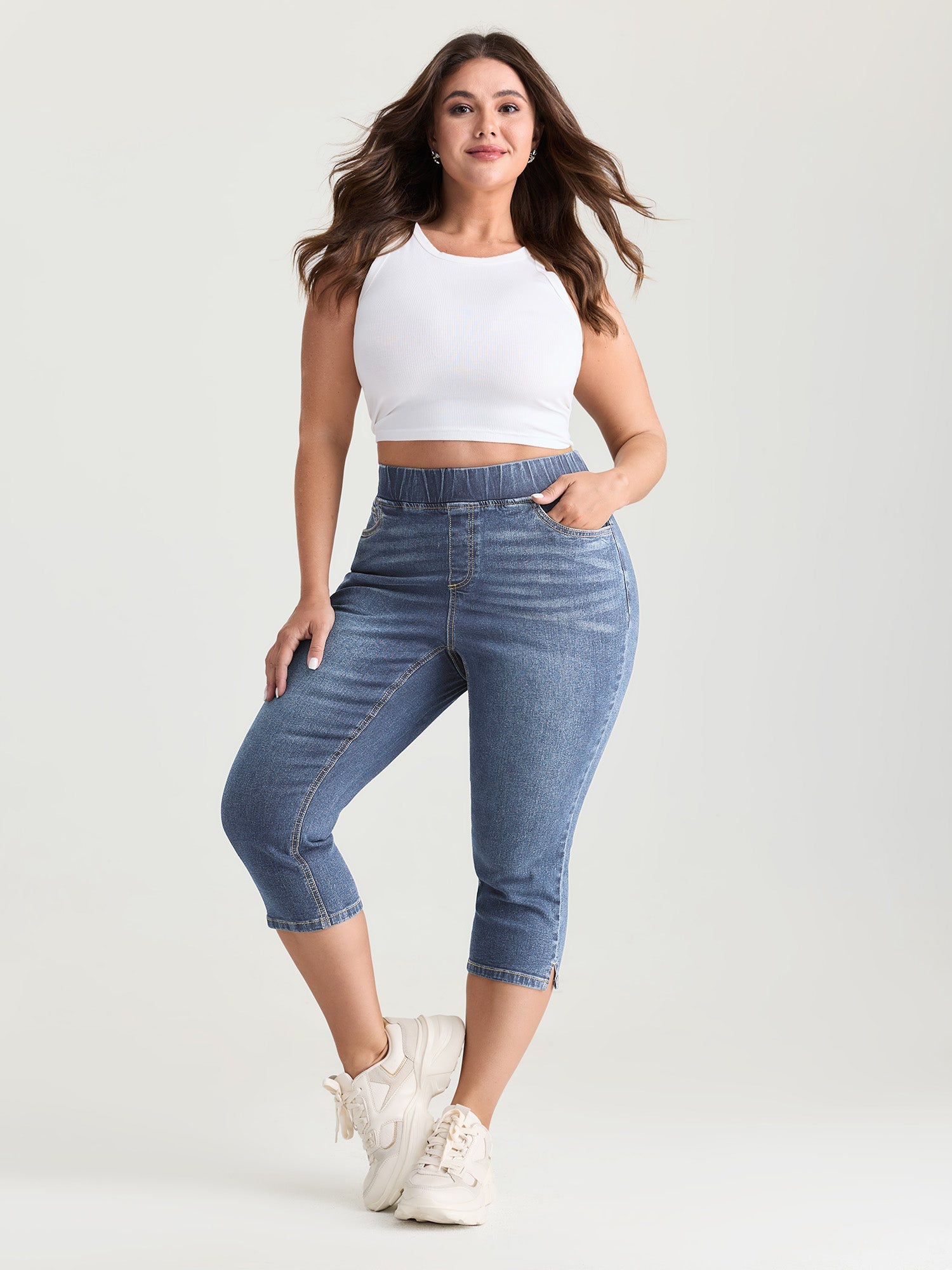 Pull-On Stretchy Waist Skinny-Fit Capri Jeans