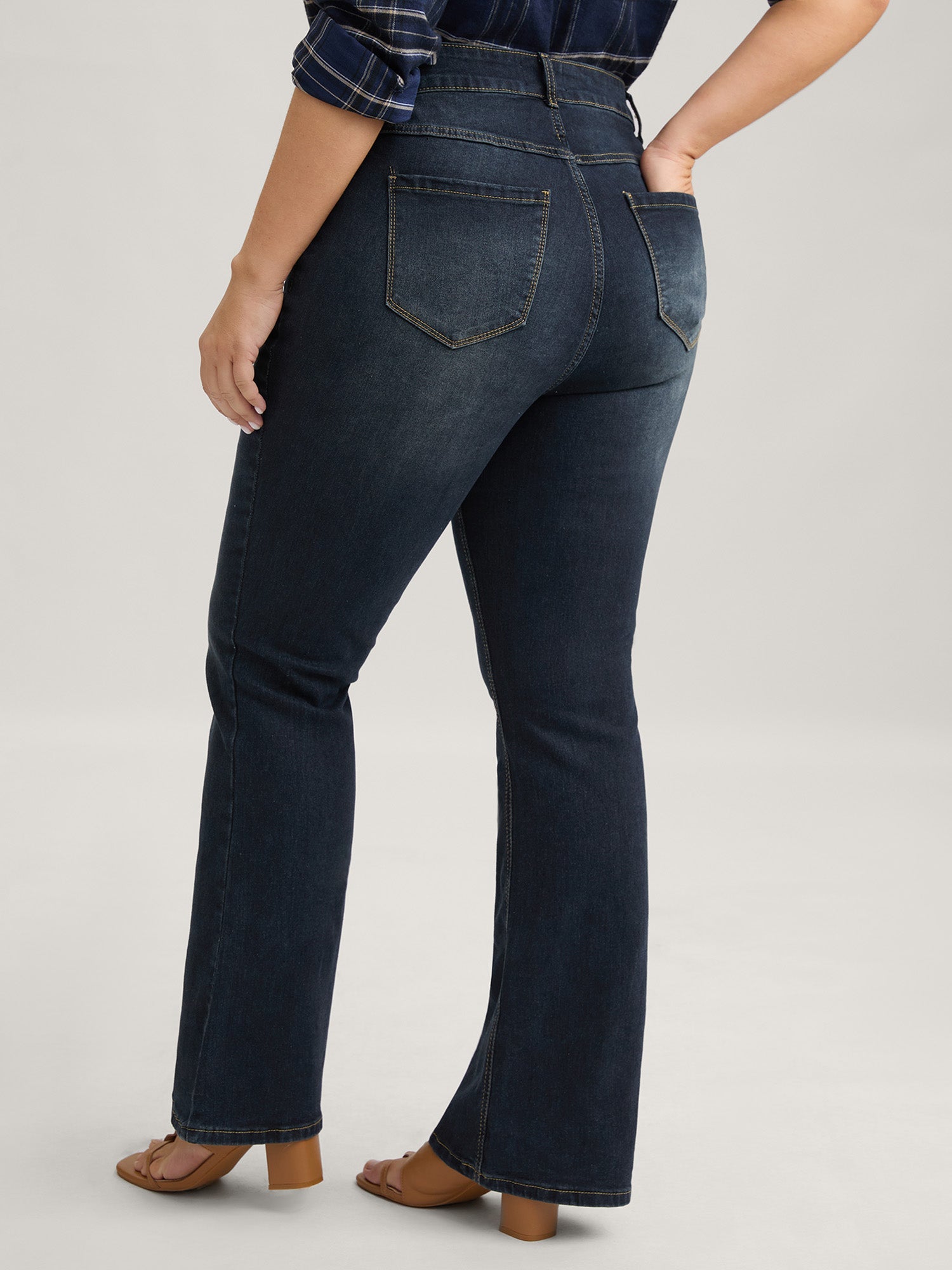 Thigh-Friendly Stretchy Flared Jeans